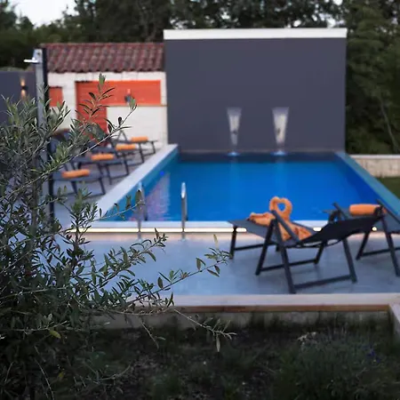 Cozy In Lokvicici
